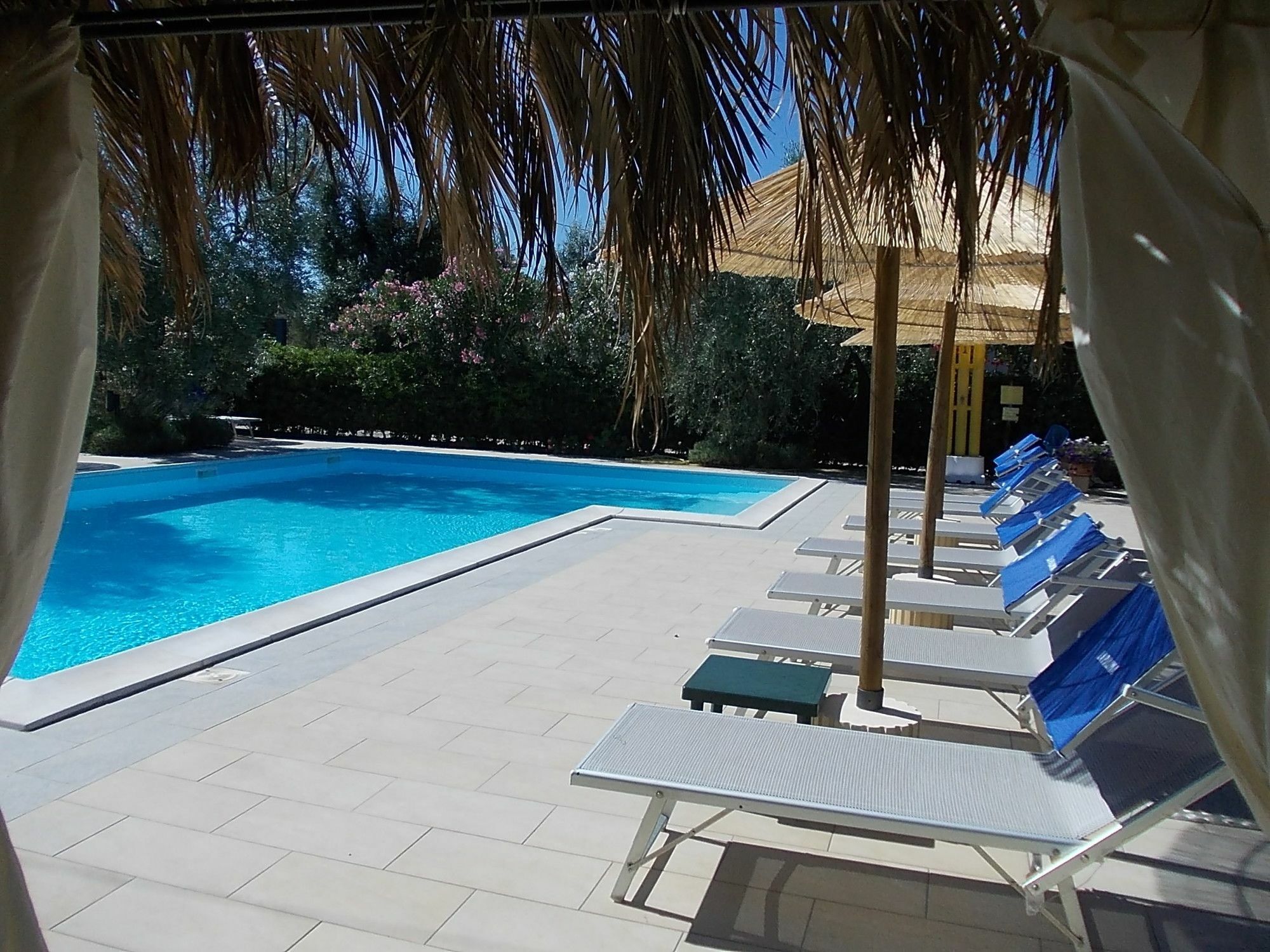 Casa Vacanze La Paloma Пескичи Экстерьер фото